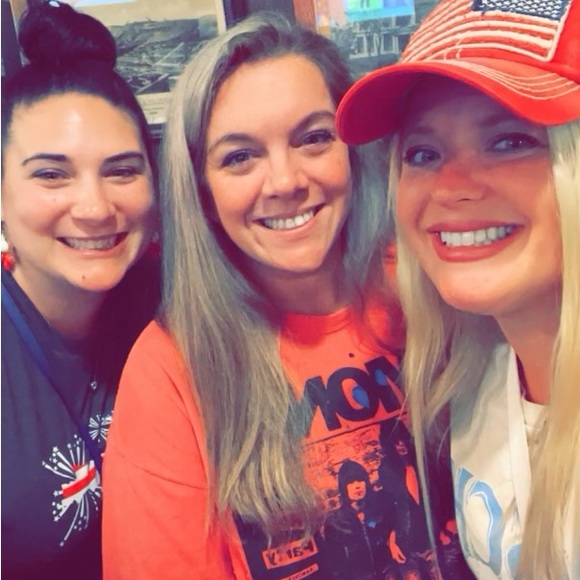 Meet your Posher, Samantha - Picture 3 of 4